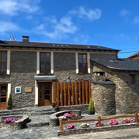 Casa Ria De *